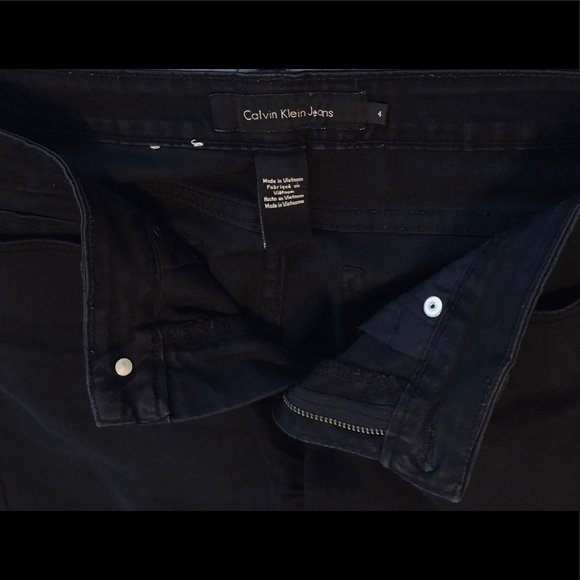 Calvin Klein Straight Leg Jeans - Picture 1 of 4